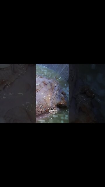 FLANK STEAK WITH WINE DINNER IDEA #short #recipe #vilmakitchen