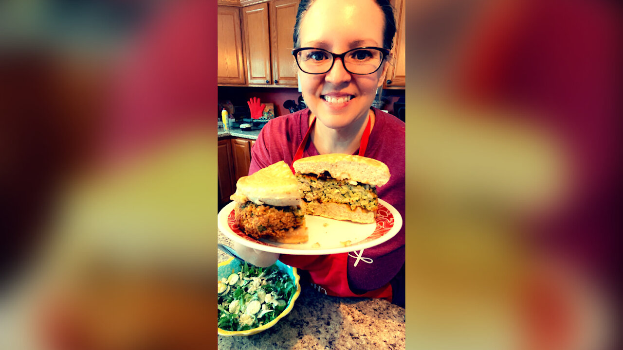 Crispy Feta Spinach Turkey Burgers - THM S