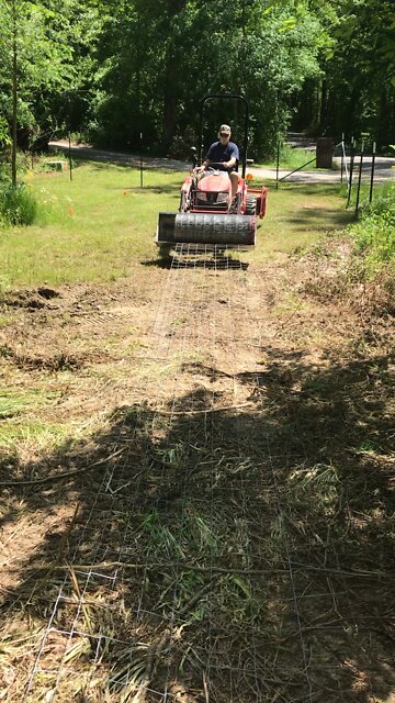 More than one way to lay out Cattle Fence