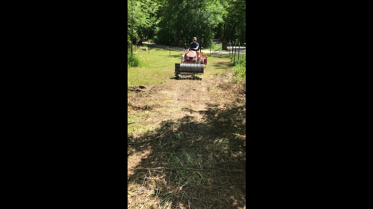 More than one way to lay out Cattle Fence