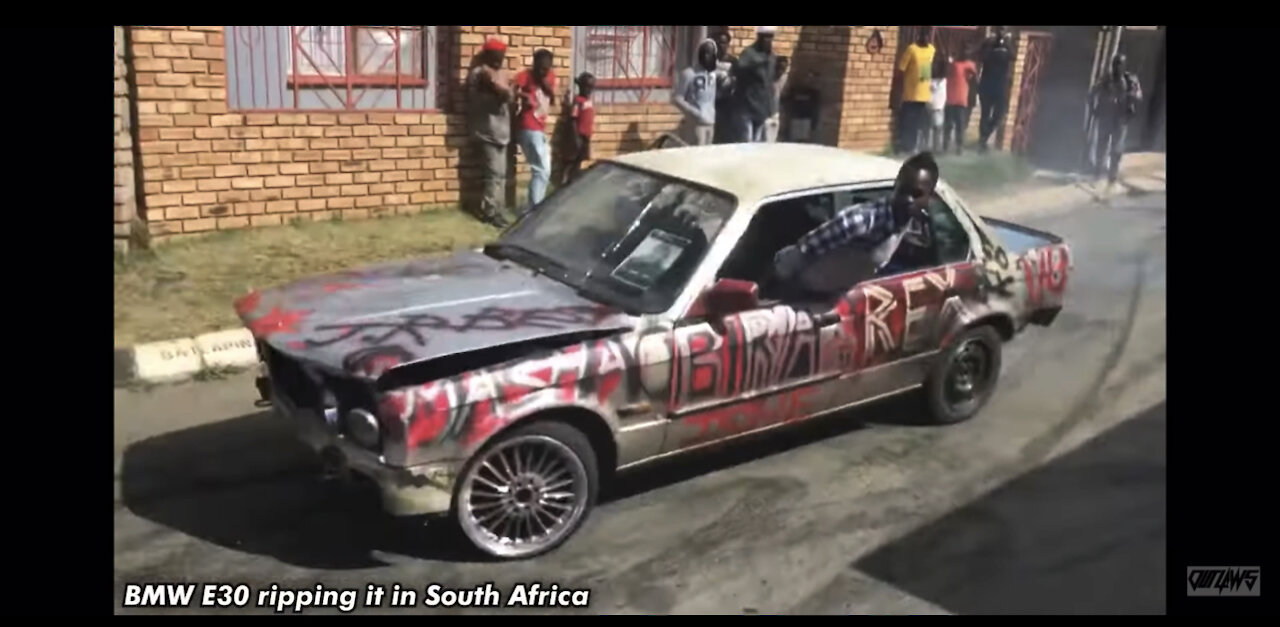 AFRICAN BURNOUT AND DRIFTING