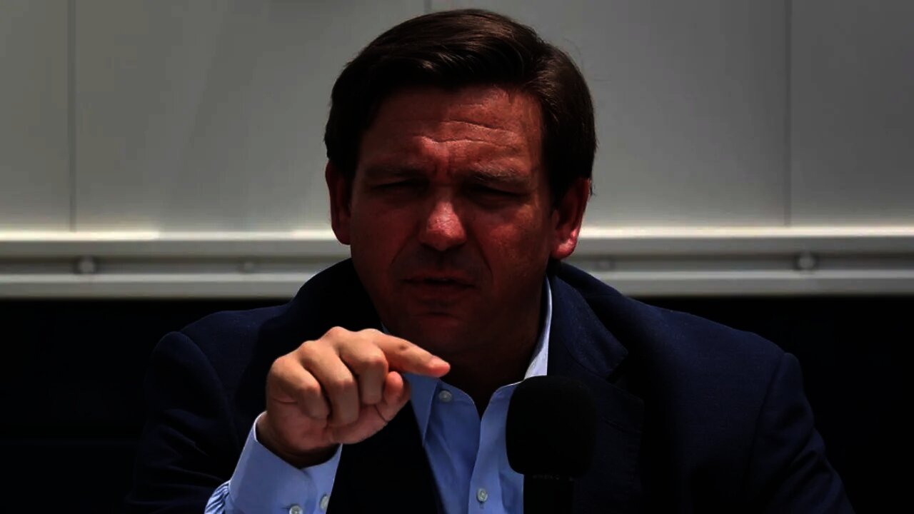 NO LOCKDOWNS FOR FLORIDA: Ron DeSantis SLAMS Media Hysteria over Omicron Variant!