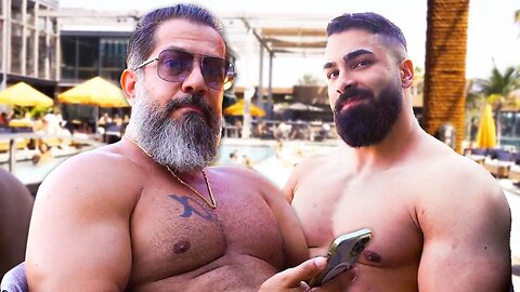 Beachclub Samstag in Dubai - Pool, Zigarren, Autos und Uhren