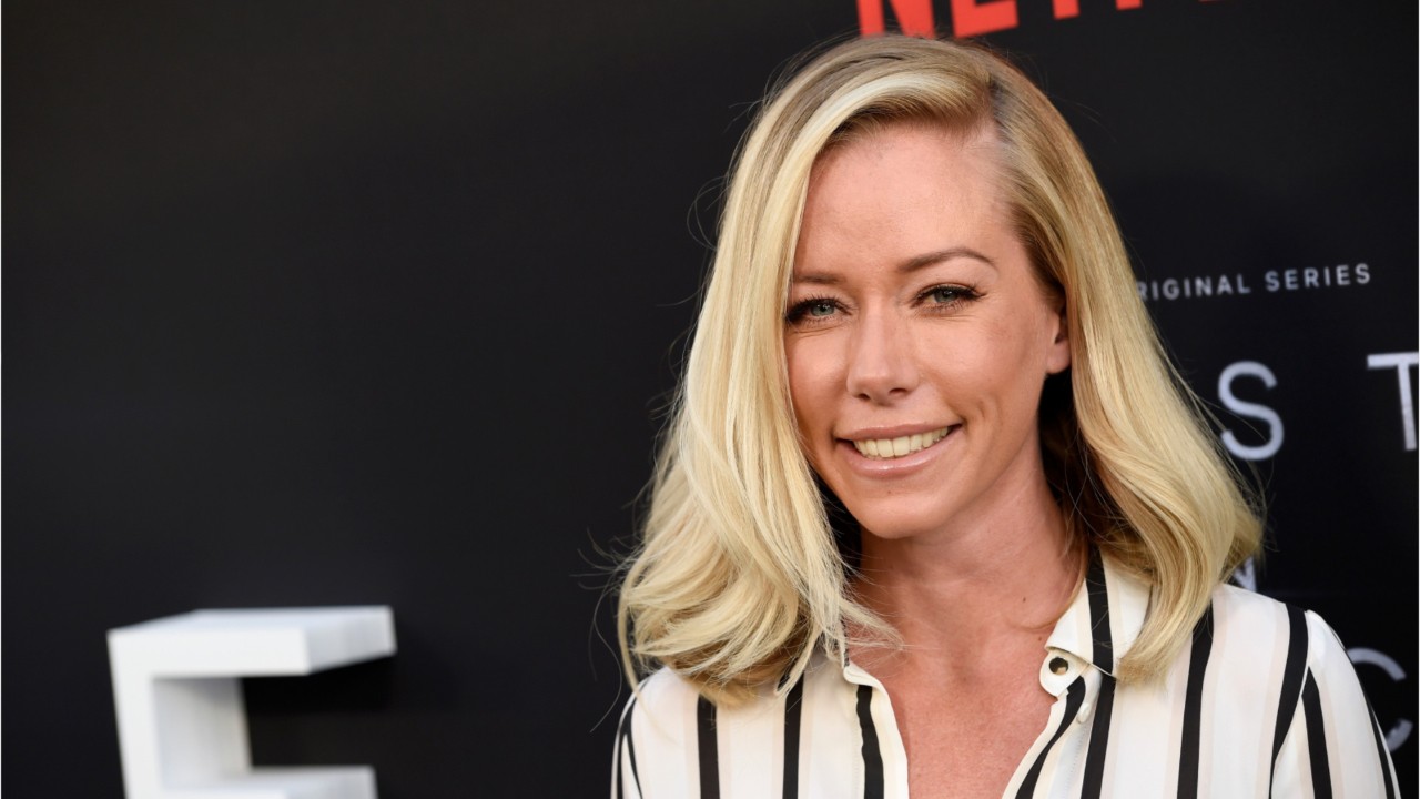 Kendra Wilkinson & Hank Baskett’s Are Officially Divorced