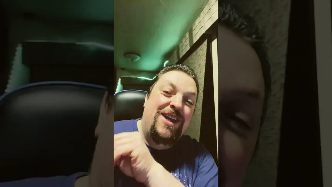 Theo Von Wants To Give Aliens A Treat 🤣