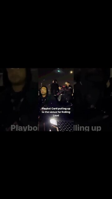 How Playboi Carti Pulls Up To Perform..