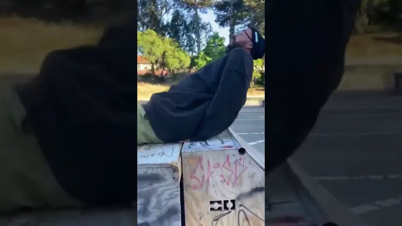 How to loose 5 bucks in 4 seconds
