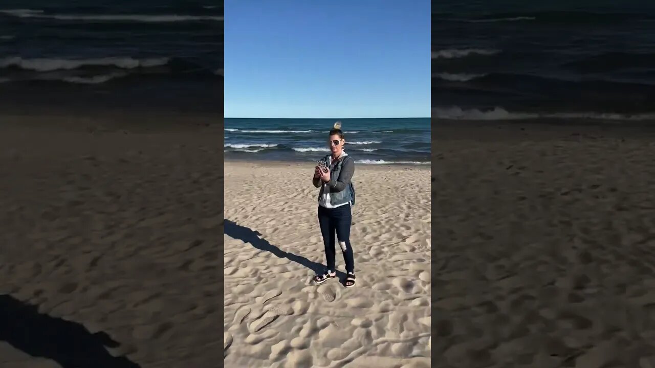 Nothing better than taking a walk on the beach ☀️