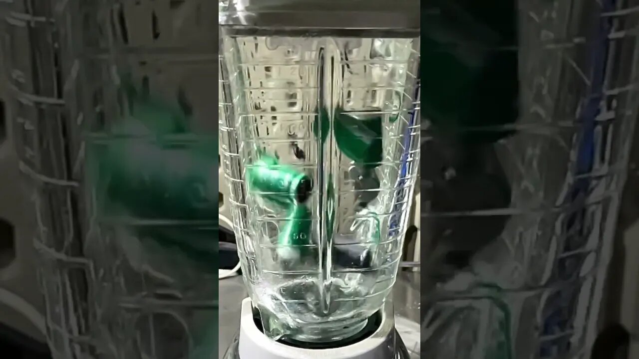 Capacitors in a blender