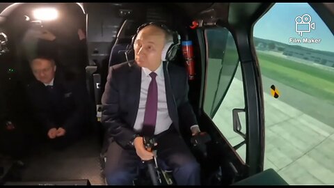 Putin tries out Mi-171 helicopter flight simulator