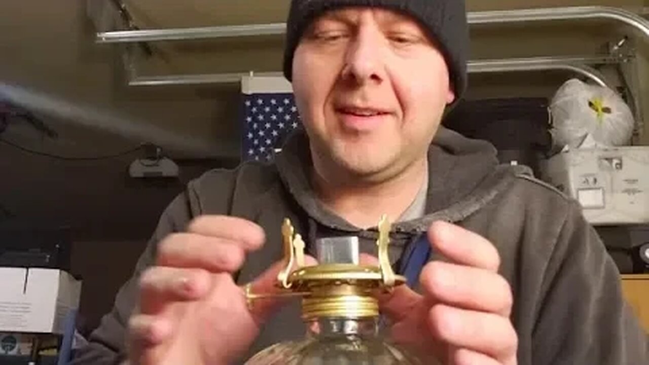 VLOG 406: random oil lamp repair!