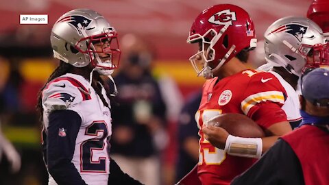 Health experts react to hug between Mahomes, Gilmore
