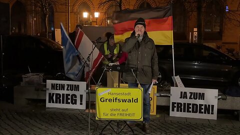 Greifswald - Uwe - Eröffnung der Veranstaltung - Ralf mit einigen Worten 13-03-2023