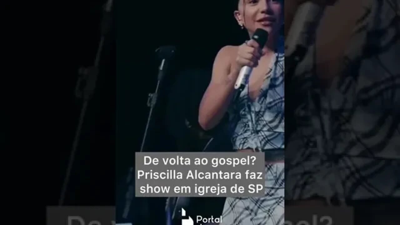 Só para lhe avisar você está em tudo menos em uma igreja!