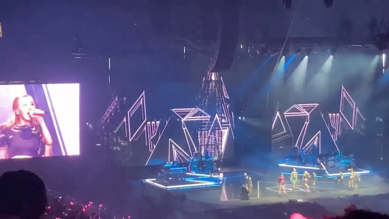 221114 BlackPink Born Pink - Crazy Over You - Newark Day 1