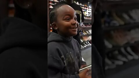 Woo Wop shows us how he can read at college level at CoolKicks 😳📖📚🤓 