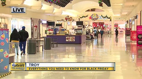 Oakland Mall welcomes customers for Black Friday