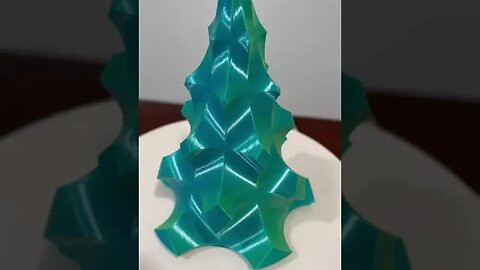 Finale to our print! Grab our filament Ice Blue Lime in our shop! Happy holidays :)