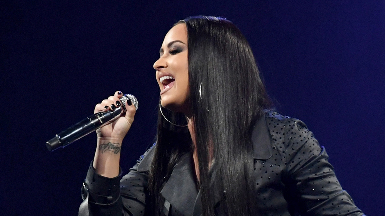 Demi Lovato Quitting Hollywood