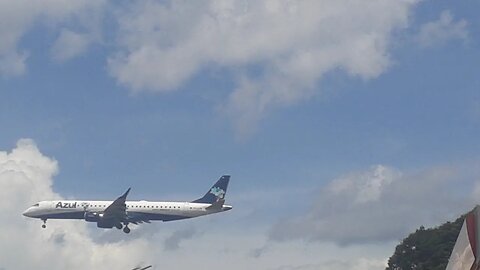 Embraer 195 PR-AXN vindo de São Gabriel da Cachoeira para Manaus