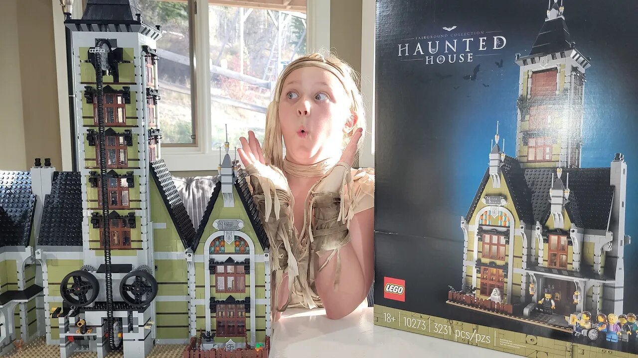 Happy Halloween | Building the LEGO Haunted House!