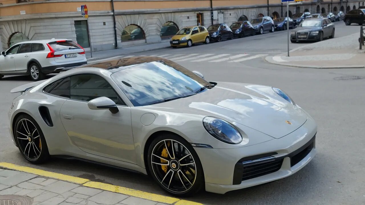 [8k] Crayon Porsche 992 Turbo S looks great!