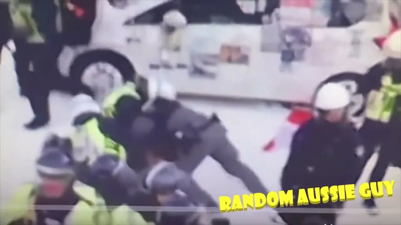 🇨🇦 COWARDLY CANADIAN POLICE ASSAULT PEACEFUL PROTESTER FOR HEALTH - OTTAWA CANADA 2022