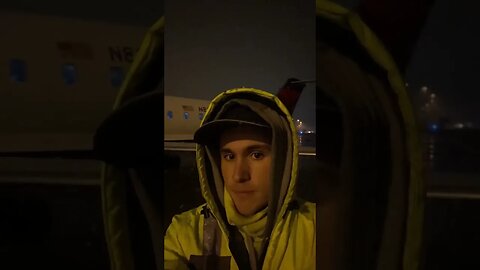 Airport Slowmo