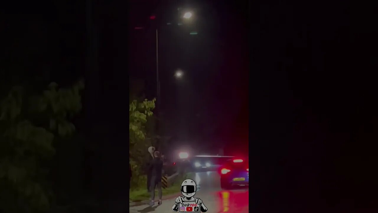 BMW DRIVER LOSES CONTRIL