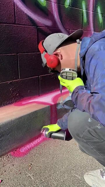 Time-lapse: Adam Fujita works on downtown Las Vegas mural