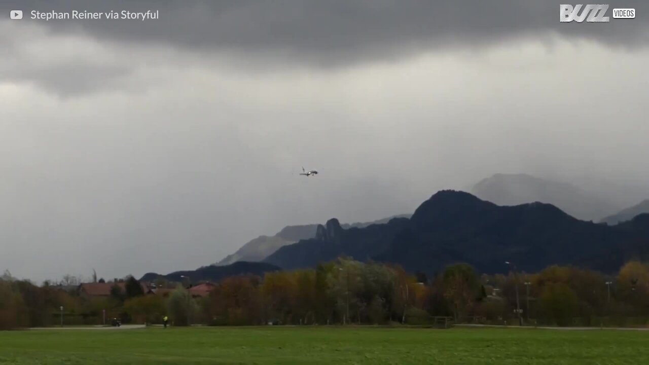 Aereo sbaglia l'atterraggio!