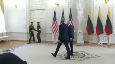 Biden After Being Shown Lithuanian Presidential Award By Pres Gitanas Nausėda: "I'm Gonna Wear That"