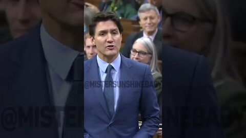 Trudeau Gets Heckled #shorts