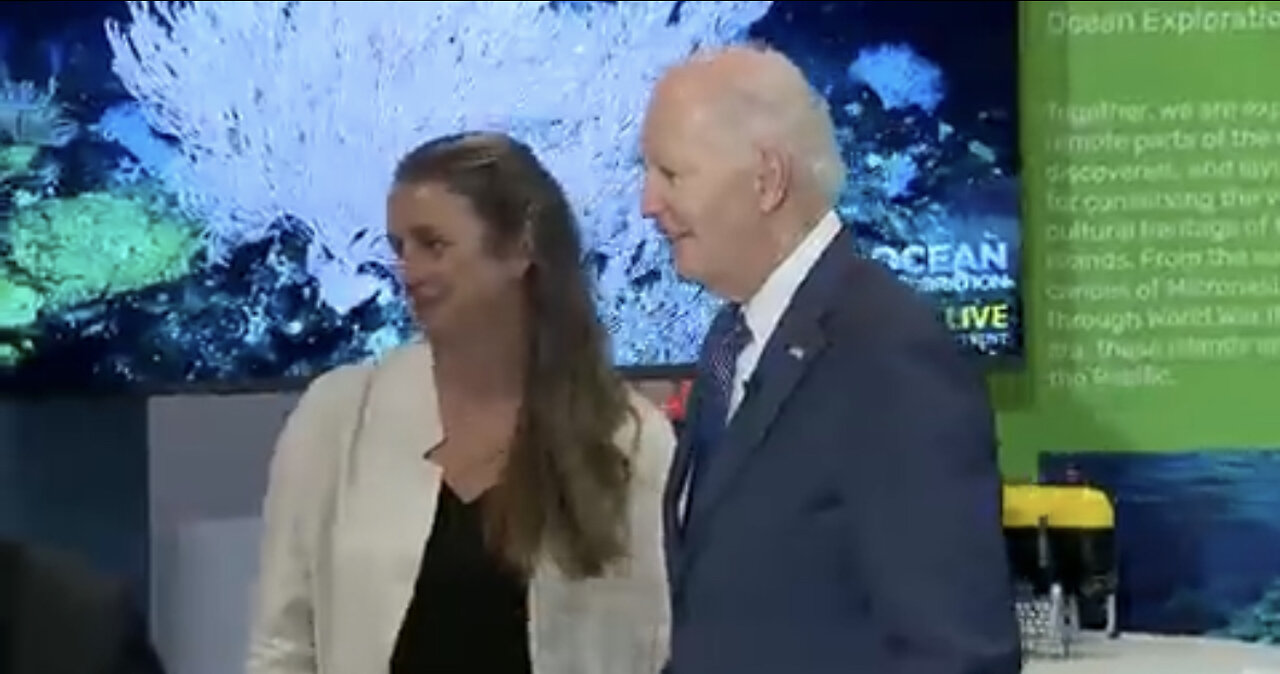 Biden wanders away after seeing an ice cream cone and the feed is promptly cut