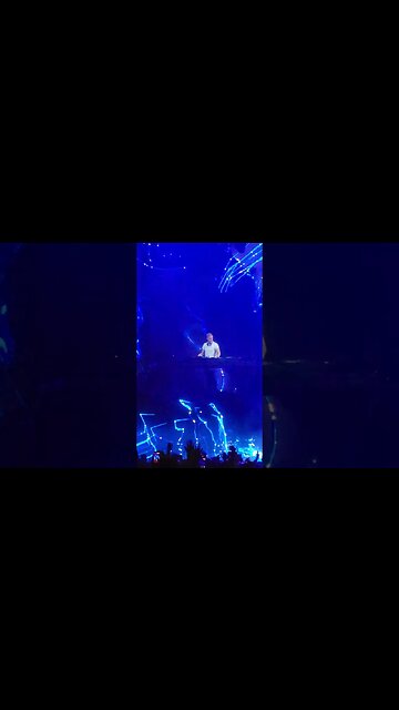 armin van buuren ◉ 🎵 Turn On The Lights again🎵 #lollacl #lollacl2023 #lollapaloozachile