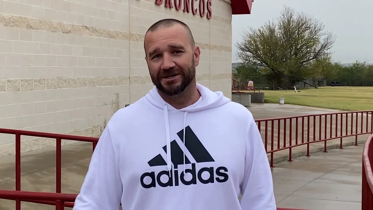 Bronco Head Coach Blake Weston Talks About Farwell, Hawley, and Thanksgiving Practice!