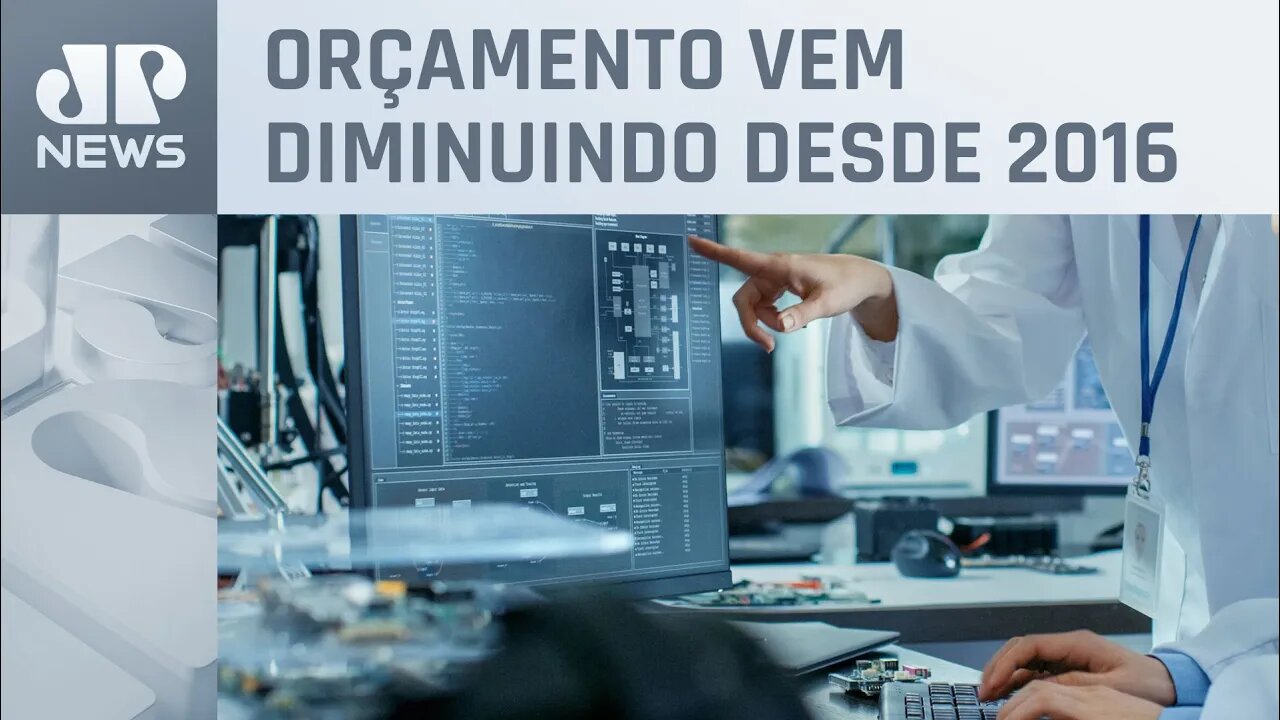 Publicação científica no Brasil caiu 7,4% em 2022 e se equipara à Ucrânia