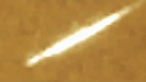 Bright UFO Flash/ Rapid Object Flies Across the Sky/Unknown Beam