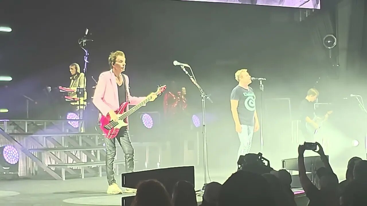 Duran Duran in Houston song Ordinary World