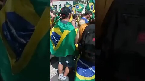 Porto Alegre com as cores verde e amarelo #shorts