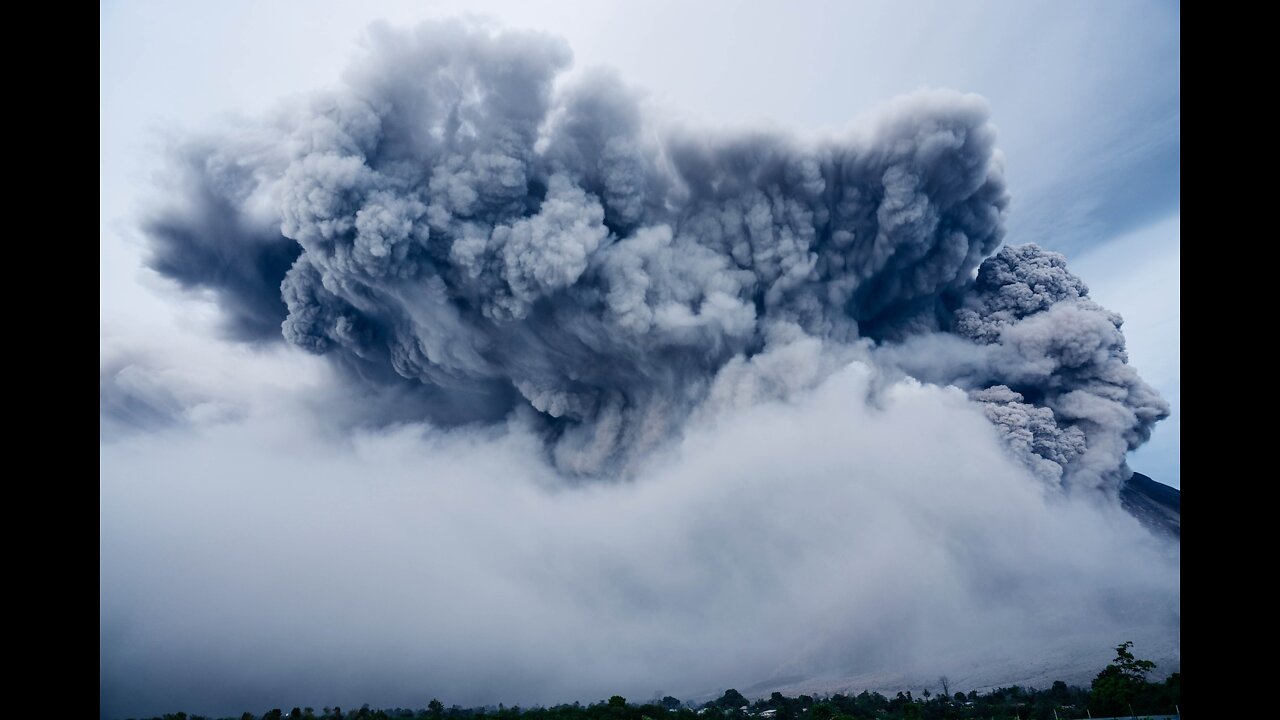 Yellowstone Volcano Is FINALLY Waking Up and Cracked Open The Earth!