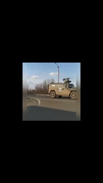Ukraine War - civilian tries to block Russian convoy