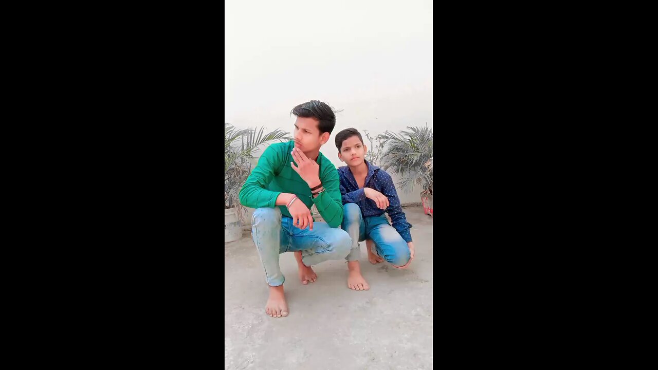 khidki se dekha to slraste par koi nhi thaπ€£πππ€£ #comedy #youtubeshorts #youtube #trending #funny