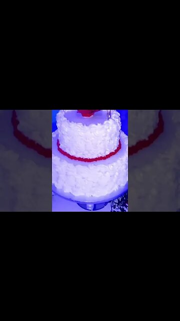 is it cake or fake #cake #cakedecorating #cakes #music #cakedesign #cakerecipe #cakeideas #cakearT