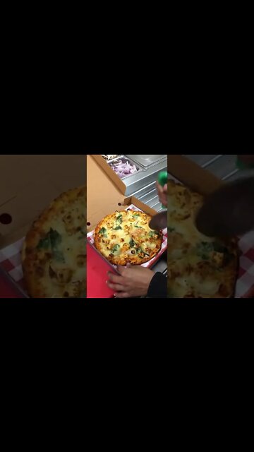 Pizza Tikka #ytshorts #shorts #Food #Streetfood #UpFoodReview