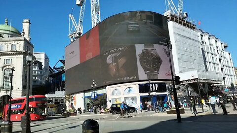 Piccadilly Circus