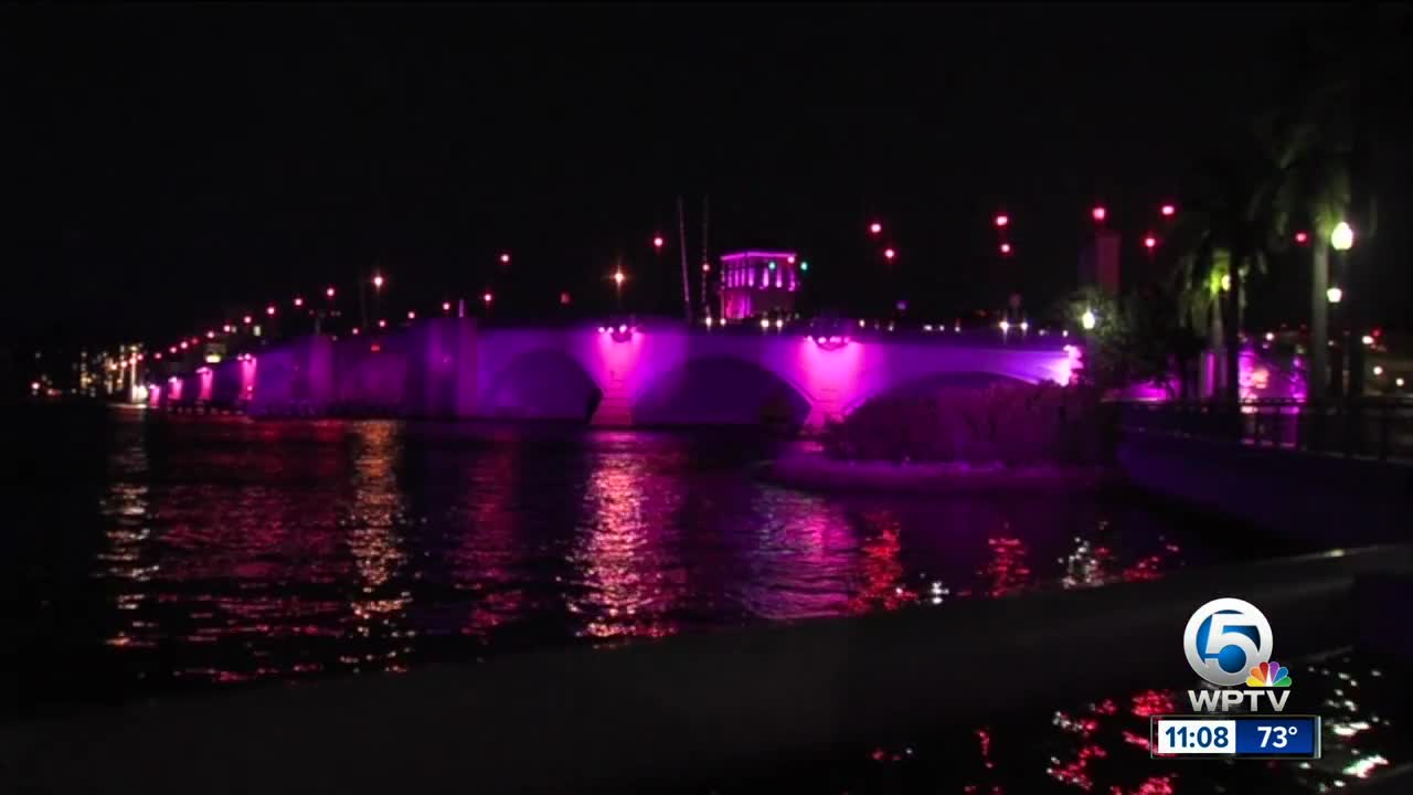 Royal Park Bridge turns pink for cancer awareness