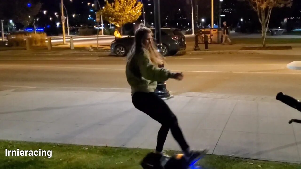 Try My Onewheel Kelowna "Skateboarder Sydney & Snowboarder Morgan"