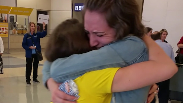 Sisters beautifully reunited after years apart