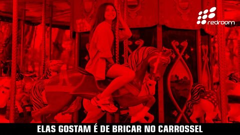 ELAS GOSTAM É DE BRICAR NO CARROSSEL